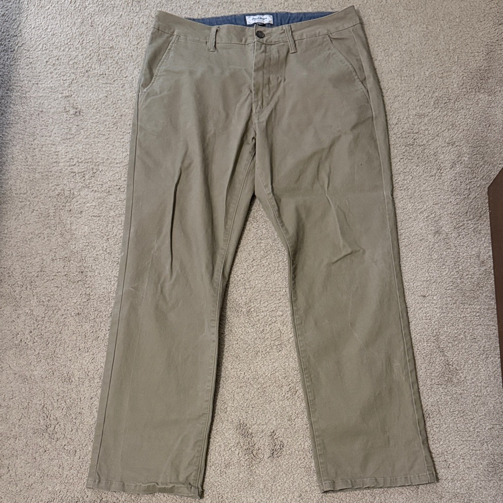Classic Tan Men's Chinos